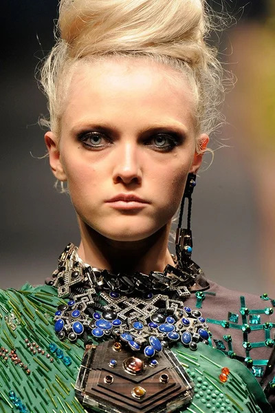 Look 85